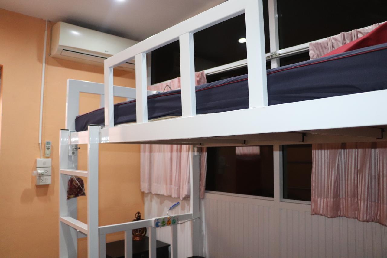 Ama Hostel Bangkok Ngoại thất bức ảnh