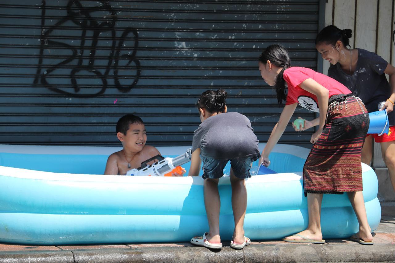 Ama Hostel Bangkok Ngoại thất bức ảnh