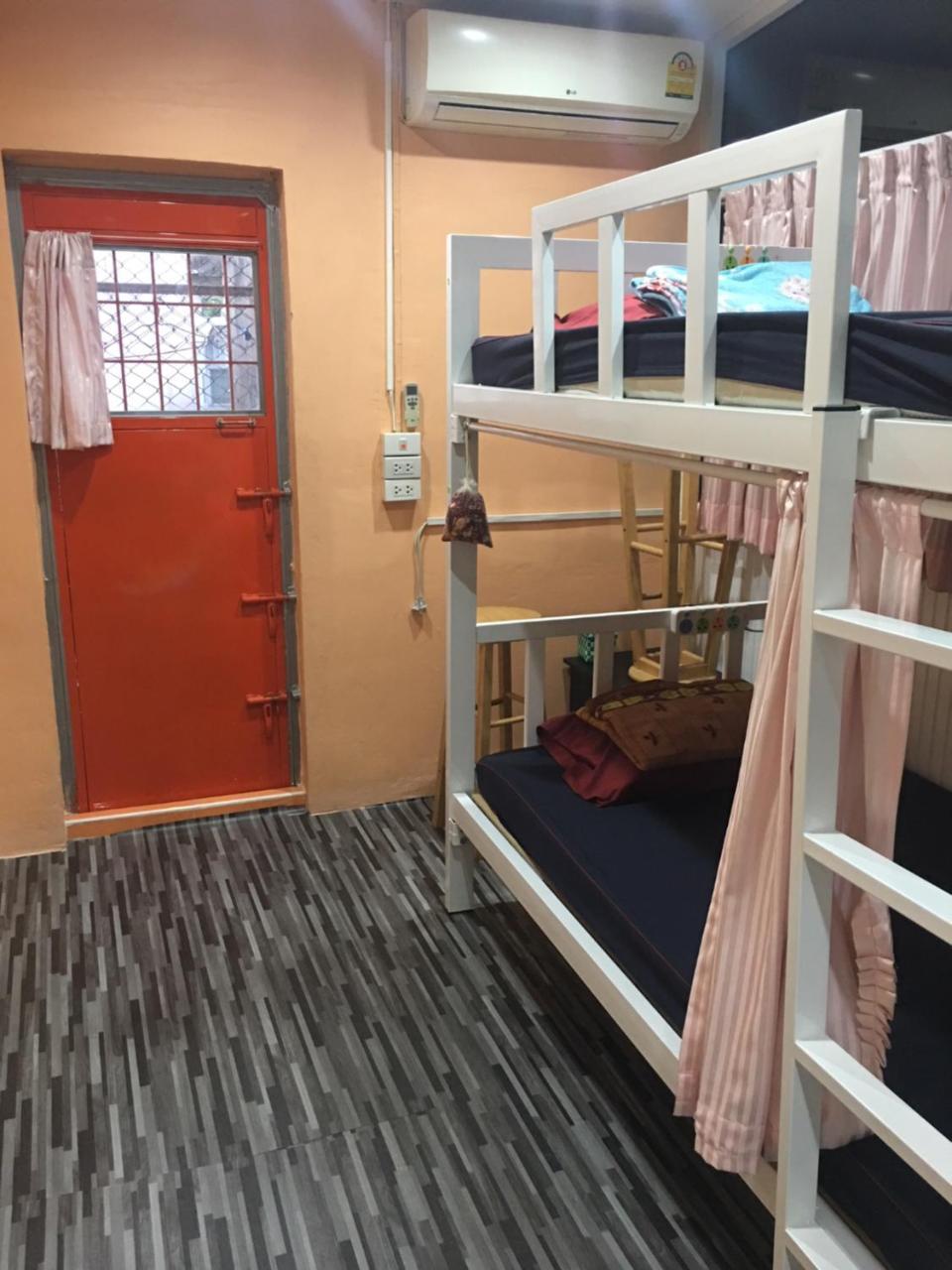 Ama Hostel Bangkok Ngoại thất bức ảnh
